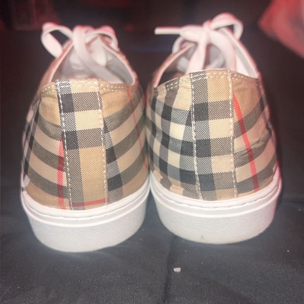 Plaid Canvas Low-Top Sneakers – Casual Streetwear Style - Picture 3 of 7
